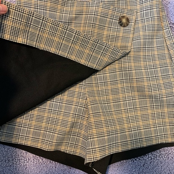 Skorts - Picture 6 of 8